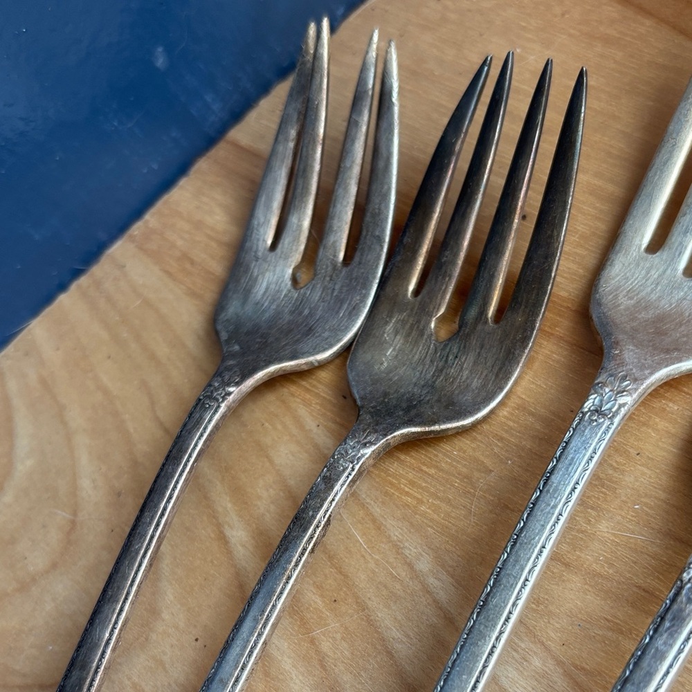 Vintage Rogers Bros Silver silverware - Picture 3 of 5